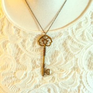 Antique brass skeleton key necklace